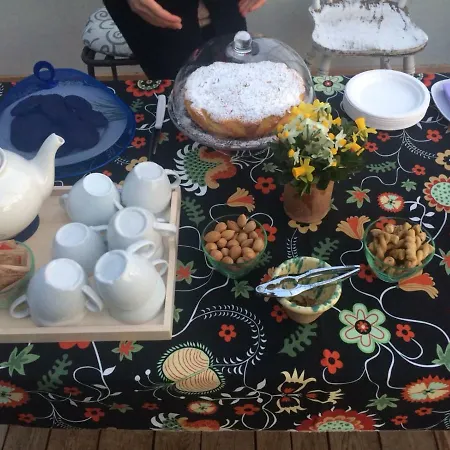 לינה וארוחת בוקר Giardino Della Moscatella אלטאמורה